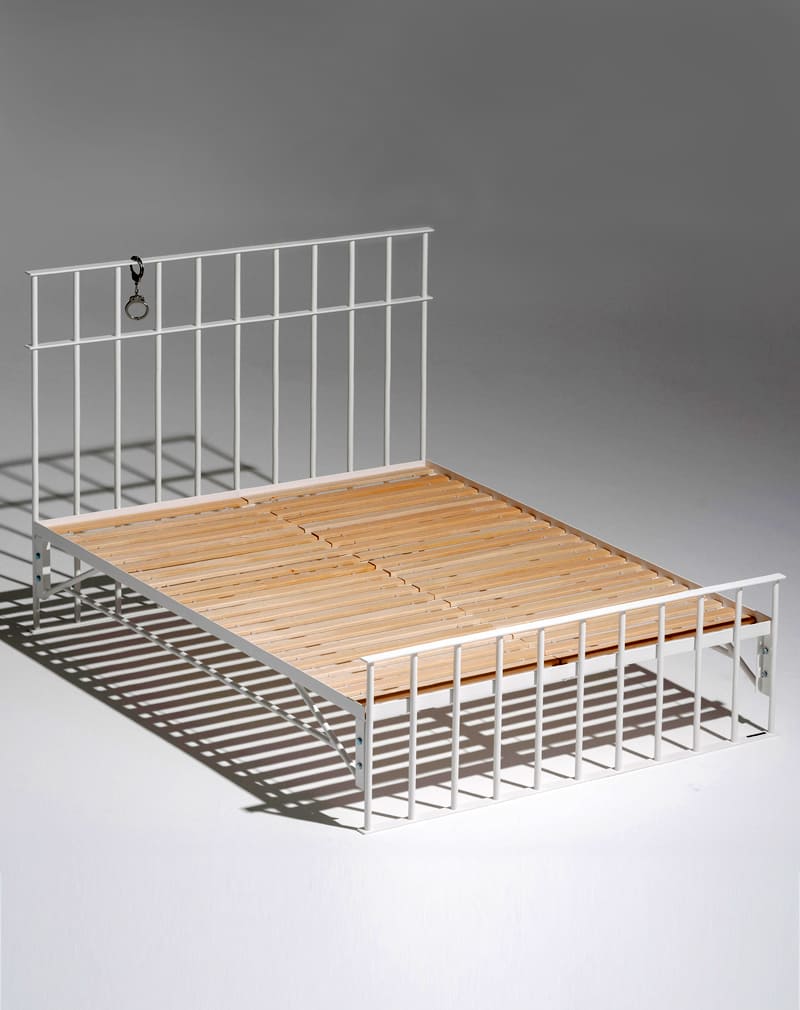 Bed_reshetka_white4