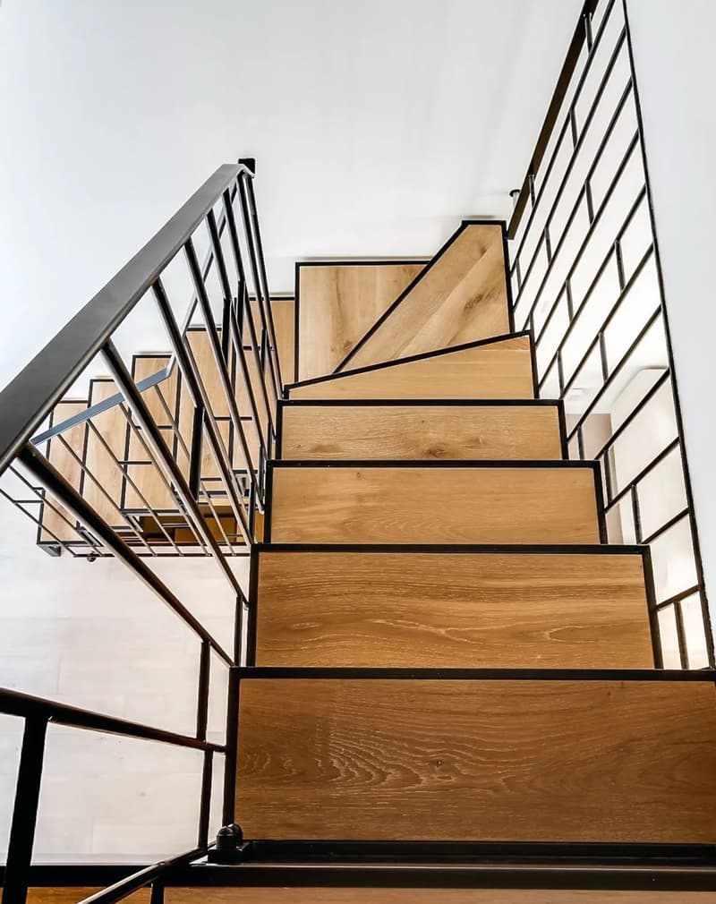Brics_stair_3