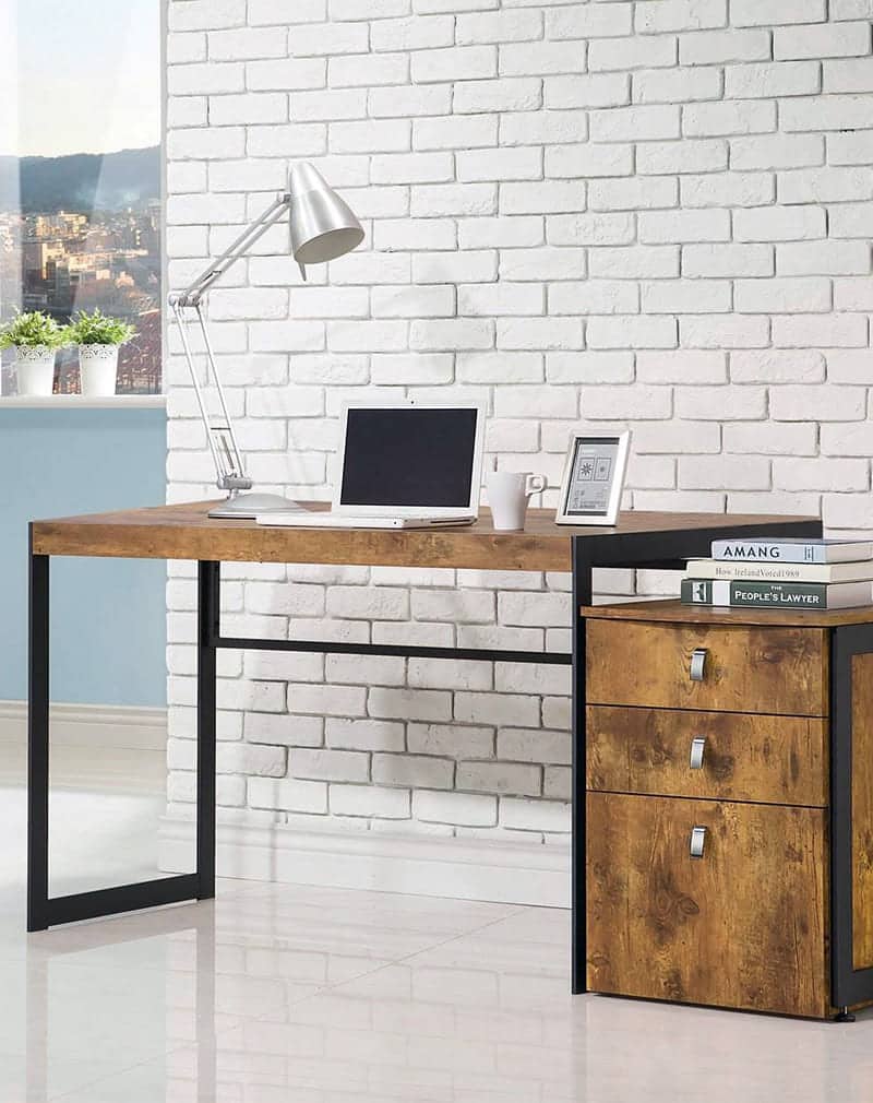 Compact_table_1