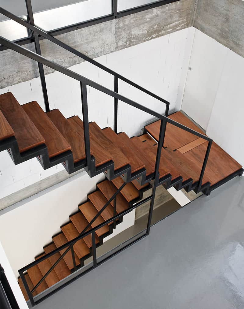 Dandy_stair_1
