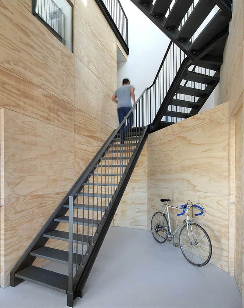 Industrial_stair_2