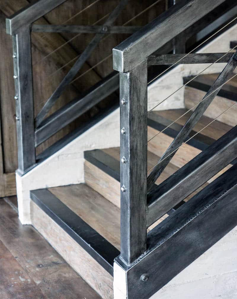 Loft5_rail_1