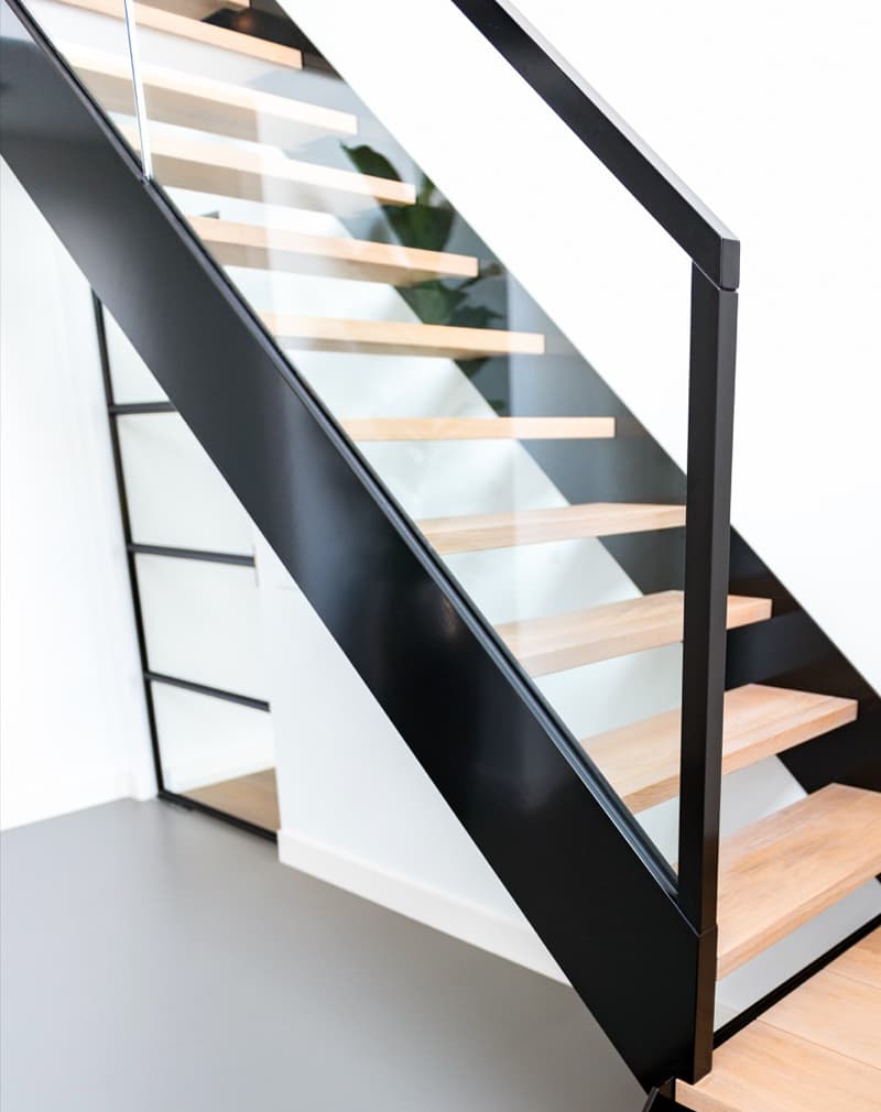 Steklo_B_railing_3